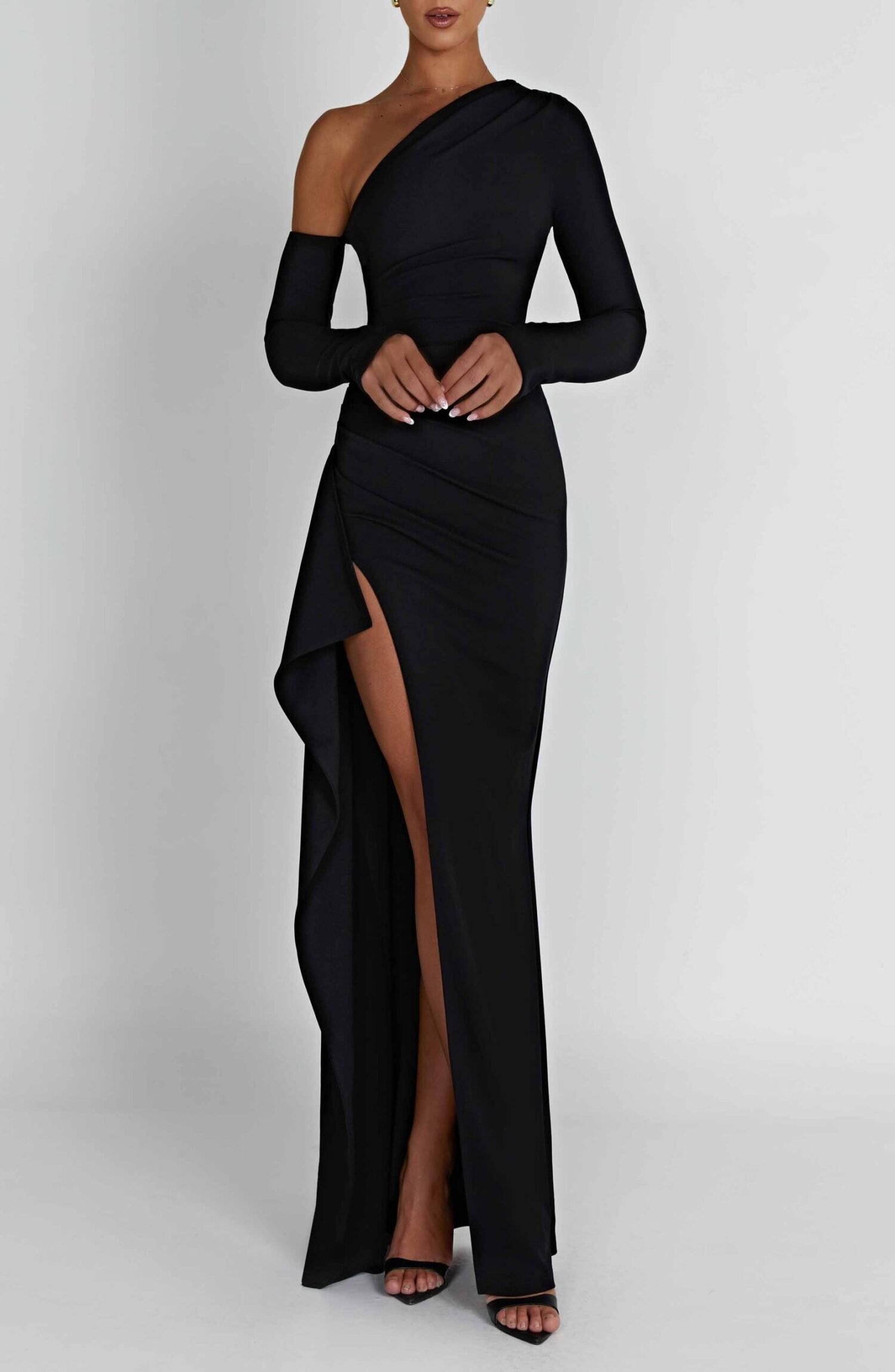 Abrielle Black One-Sleeve Maxi Dress with Thigh-High Split - Image 7