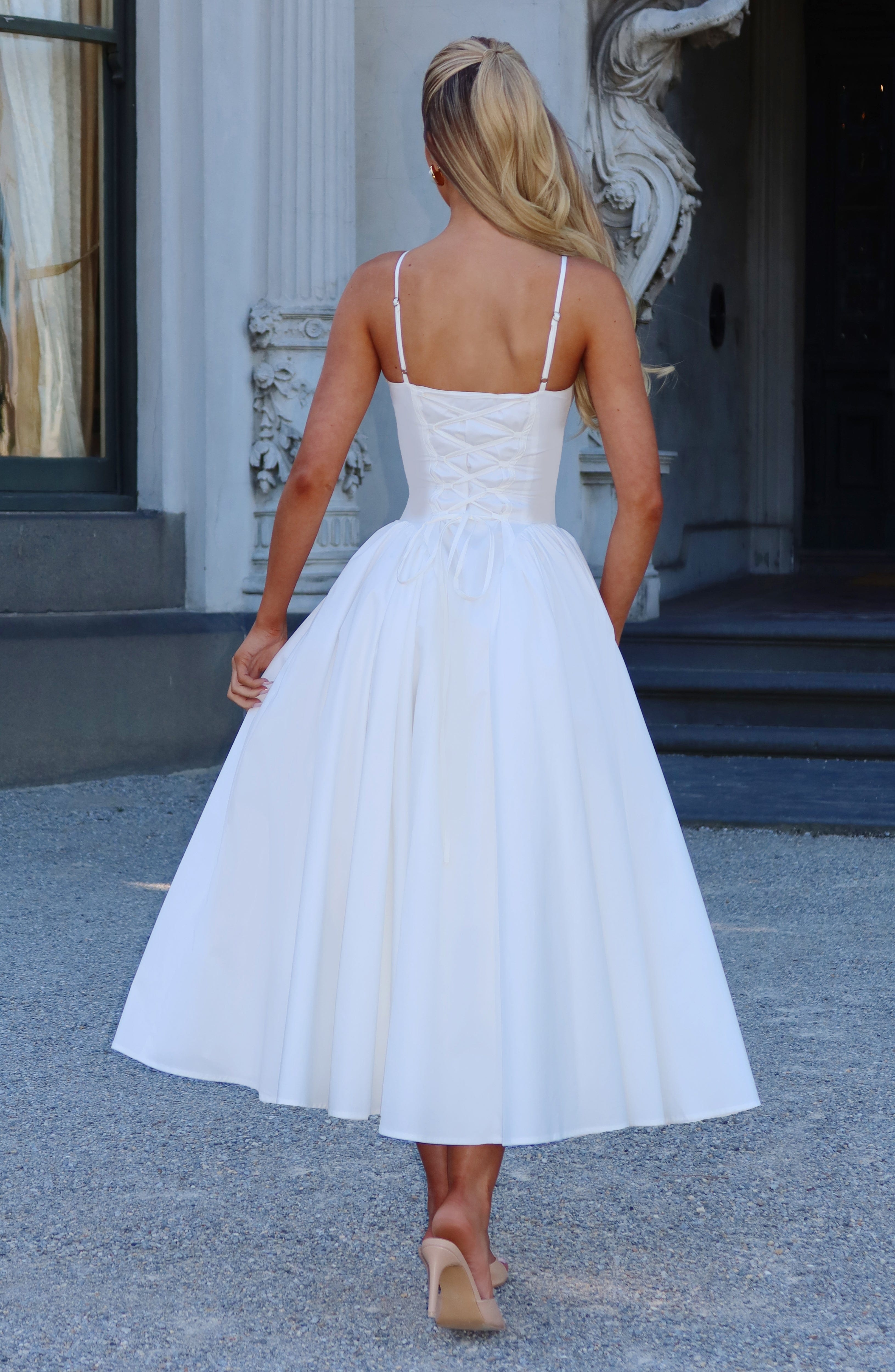 Ivory Sweetheart Lace-Up Midi Dress with Godet Panels - Image 4